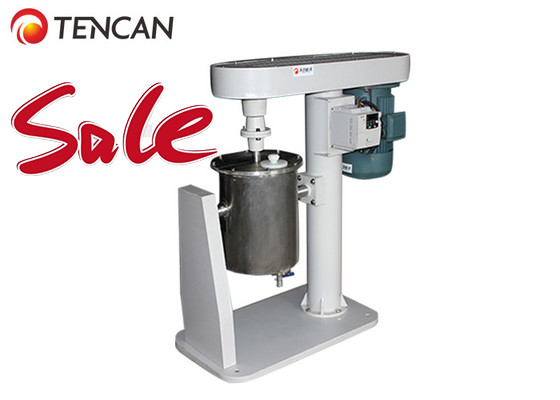 Attritor Moulin à boules mélangées Laboratoire de broyage et de mélange Moulins de levage automatique pour le chocolat 1400rpm 1,75L